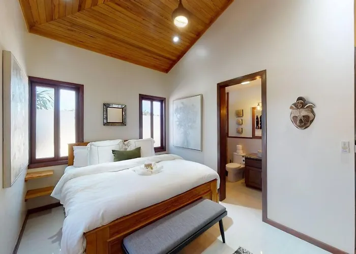 Hotel Millionaire's Row Beachfront Luxury Retreat San Pedro (Ambergris Caye)