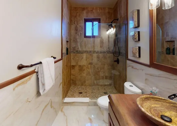 Hotel Millionaire's Row Beachfront Luxury Retreat San Pedro (Ambergris Caye)