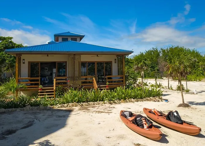 Hotel Millionaire's Row Beachfront Luxury Retreat San Pedro (Ambergris Caye)