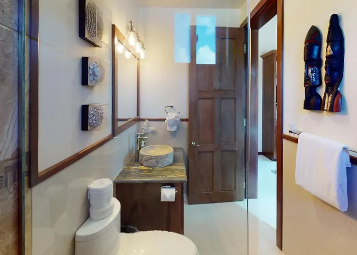 Hotel Millionaire's Row Beachfront Luxury Retreat San Pedro (Ambergris Caye)