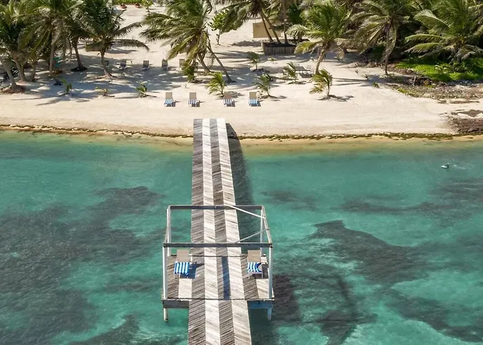 Millionaire's Row Beachfront Luxury Retreat Hotel San Pedro (Ambergris Caye)