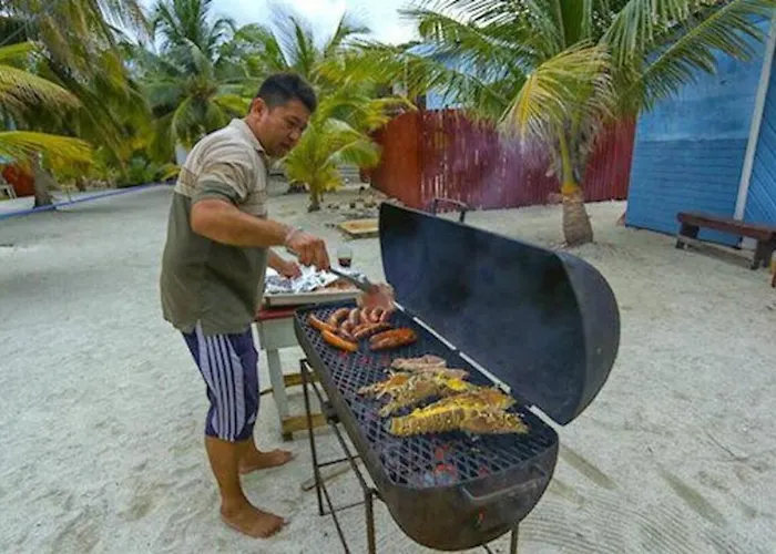 Hotel Millionaire's Row Beachfront Luxury Retreat San Pedro (Ambergris Caye)